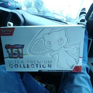 POKEMON COLLECTION BOX